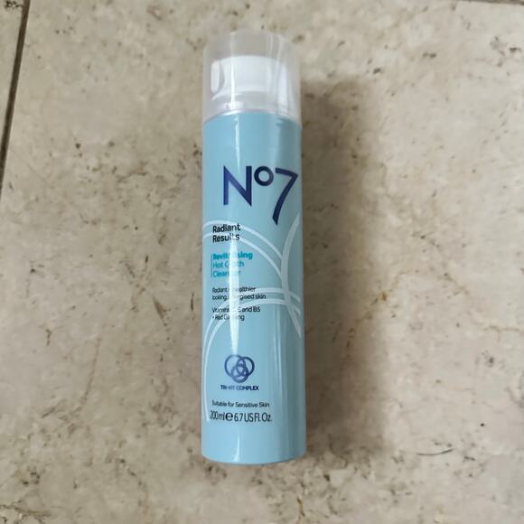 No7 Radiant Results Revitalising Hot Cloth Cleanser 6.7 fl oz 200 ml NO CLOTH - Picture 6 of 8